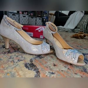 Alex Marie Shoes, Size 10, Blush/Iridescent